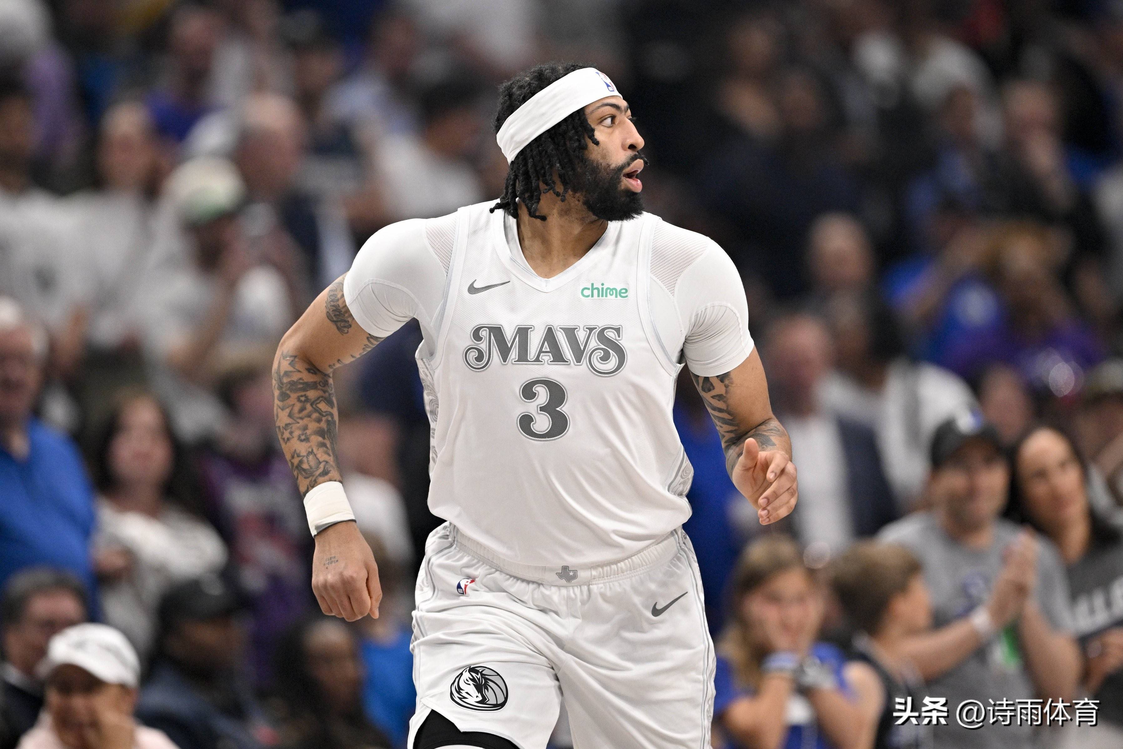 关于转折点！波士顿凯尔特人队长鼓劲，NBA季后赛加时末段攻防权衡，态度坚定，年轻球员得到机会的信息