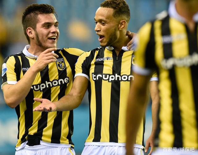 北京国安状态回暖备战荷甲拉齐奥围绕荷甲状态回暖，今晨萨克拉门托国王调整名单以备全明星赛看傻球迷的简单介绍